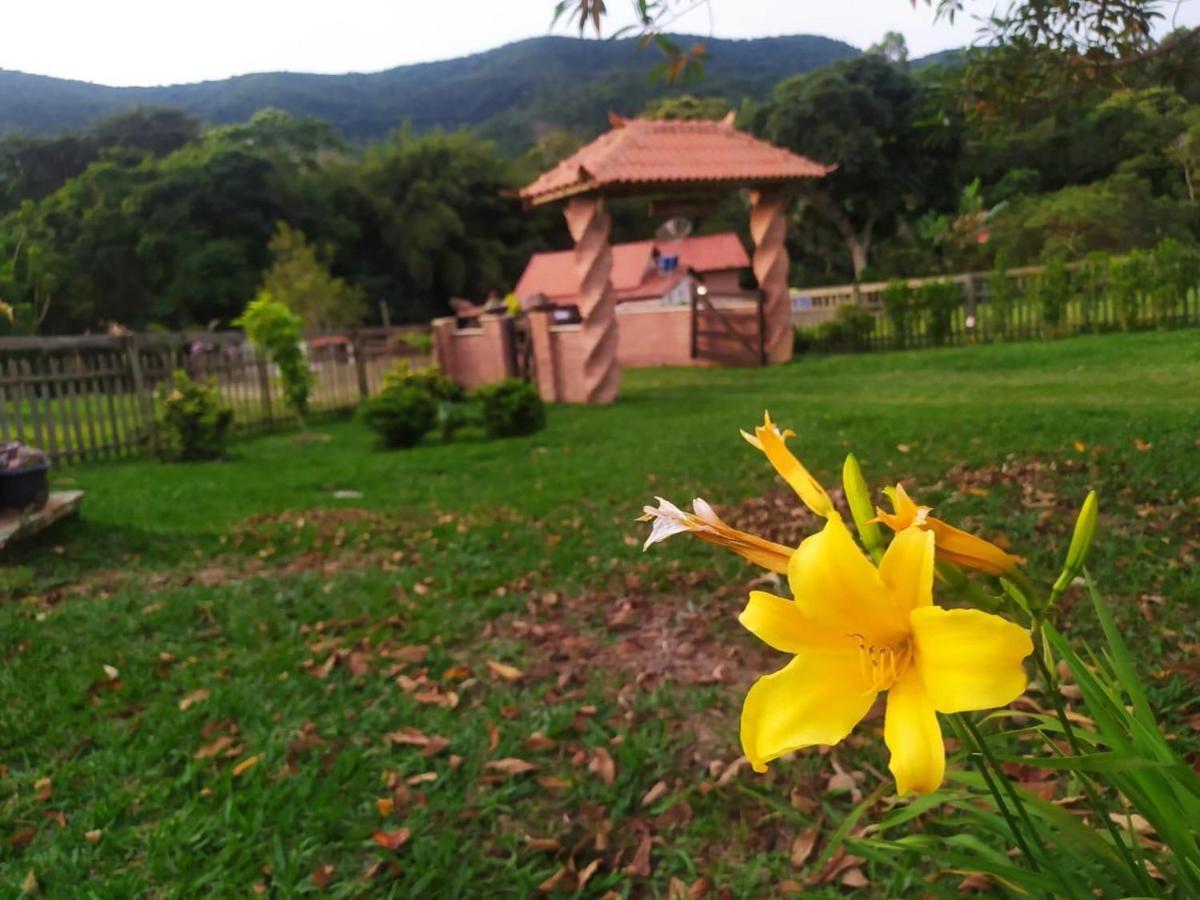 Recanto Das Flores São Tomé das Letras Exteriör bild