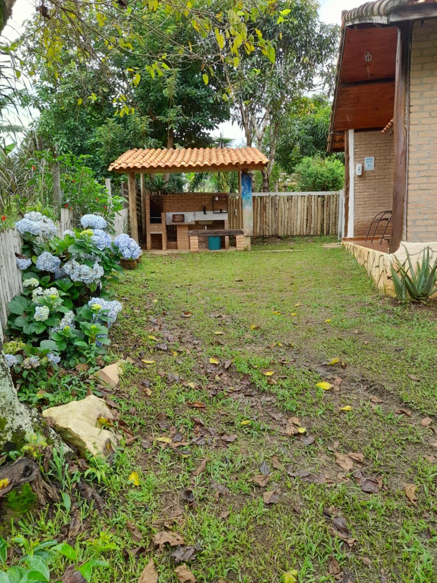 Recanto Das Flores São Tomé das Letras Rum bild